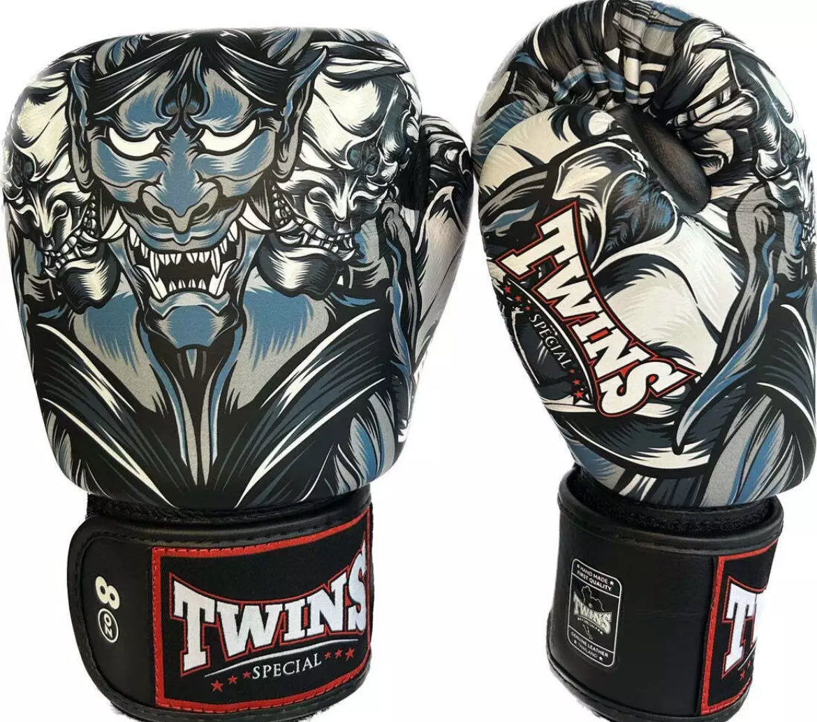Gants de boxe Muay Thai Twins Special « Kabuki » GRIS/NOIR FBGVL3-58