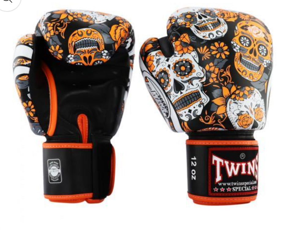 Gants de boxe Muay Thai Twins Special « Skull » ROUGE/ROSE/ORANGE FBGVL3-53