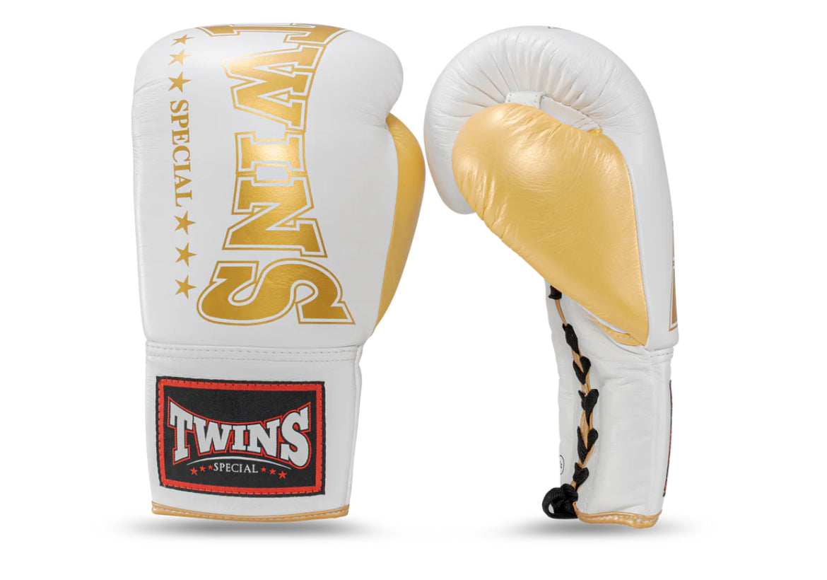 Twins Special WEISS/GOLD Muay Thai Boxhandschuhe zum Schnüren BGLL1