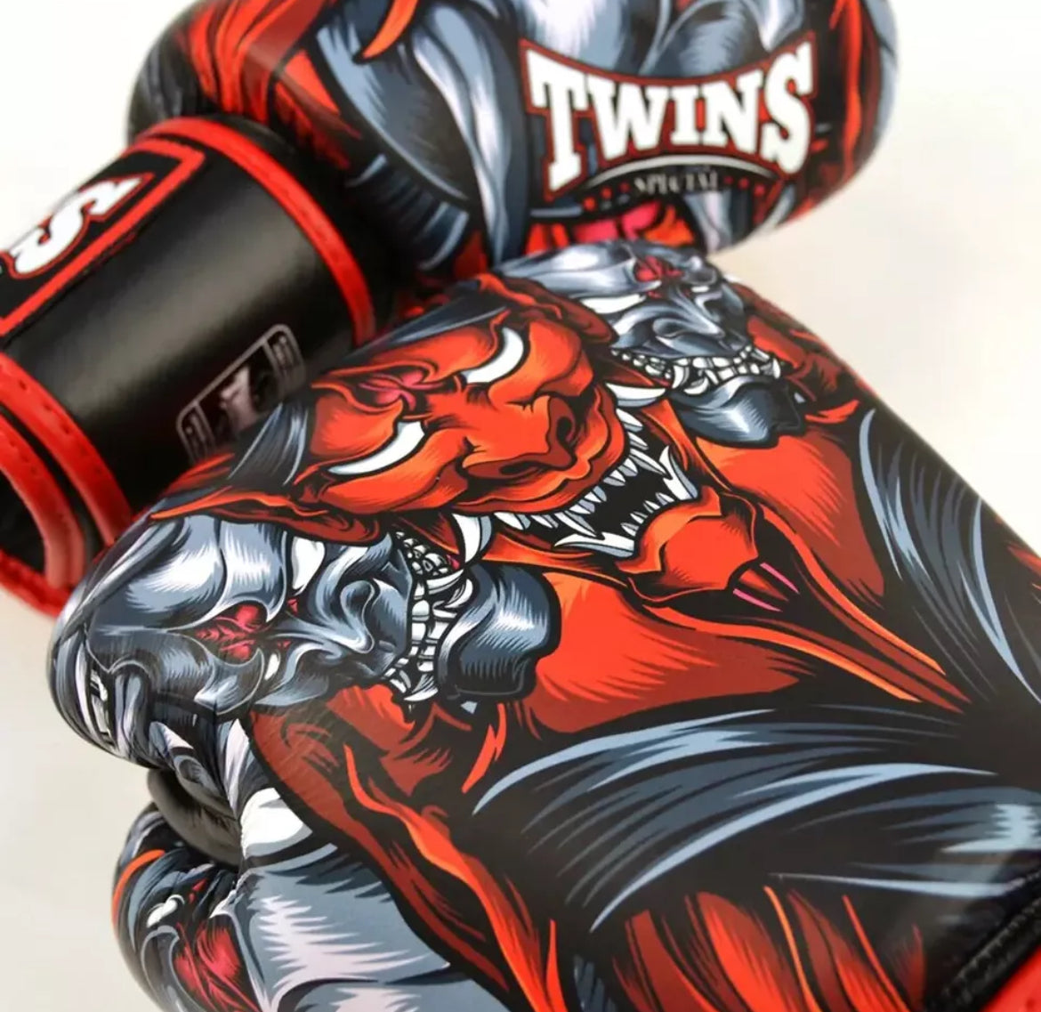Twins Special 'Kabuki' ROT/SCHWARZ Muay Thai Boxhandschuhe FBGVL3-58