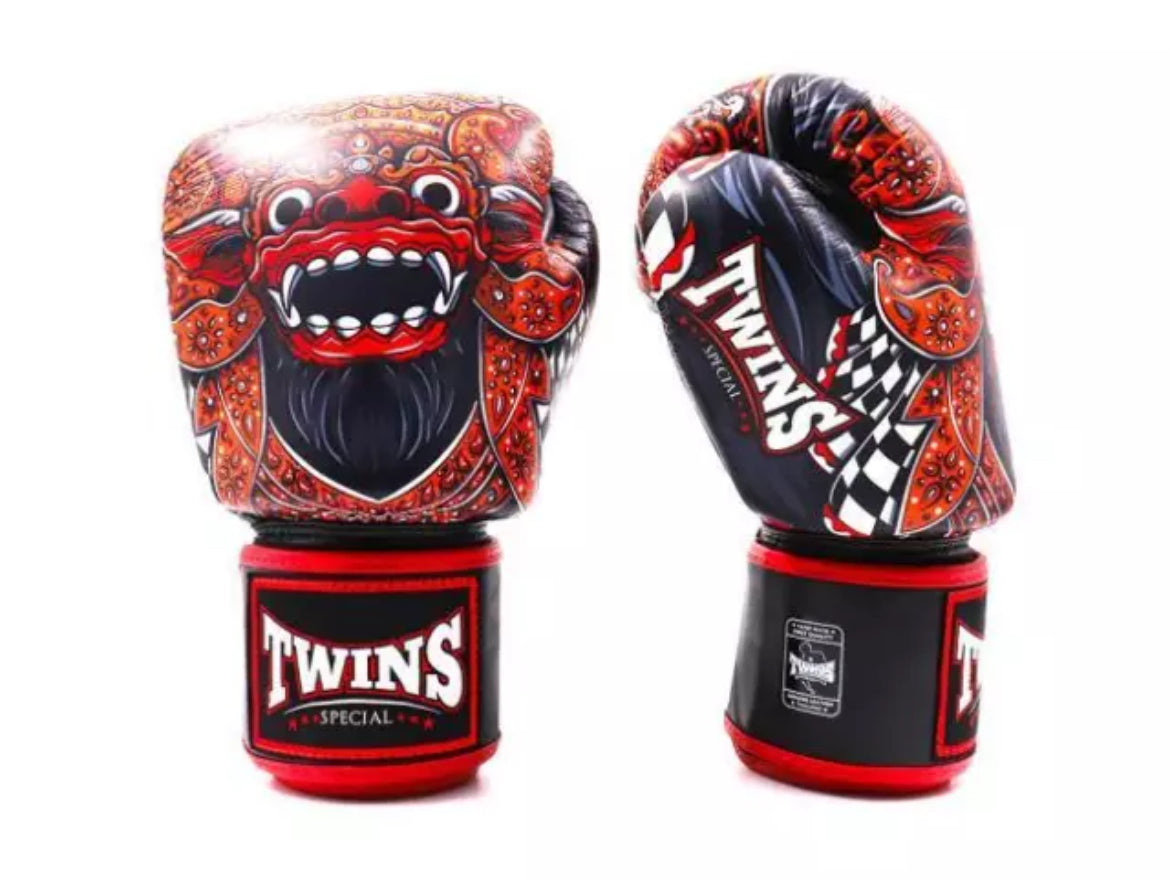 Gants de boxe Muay Thai Twins Special « Barong » ROUGES/NOIRS FBGVL3-59