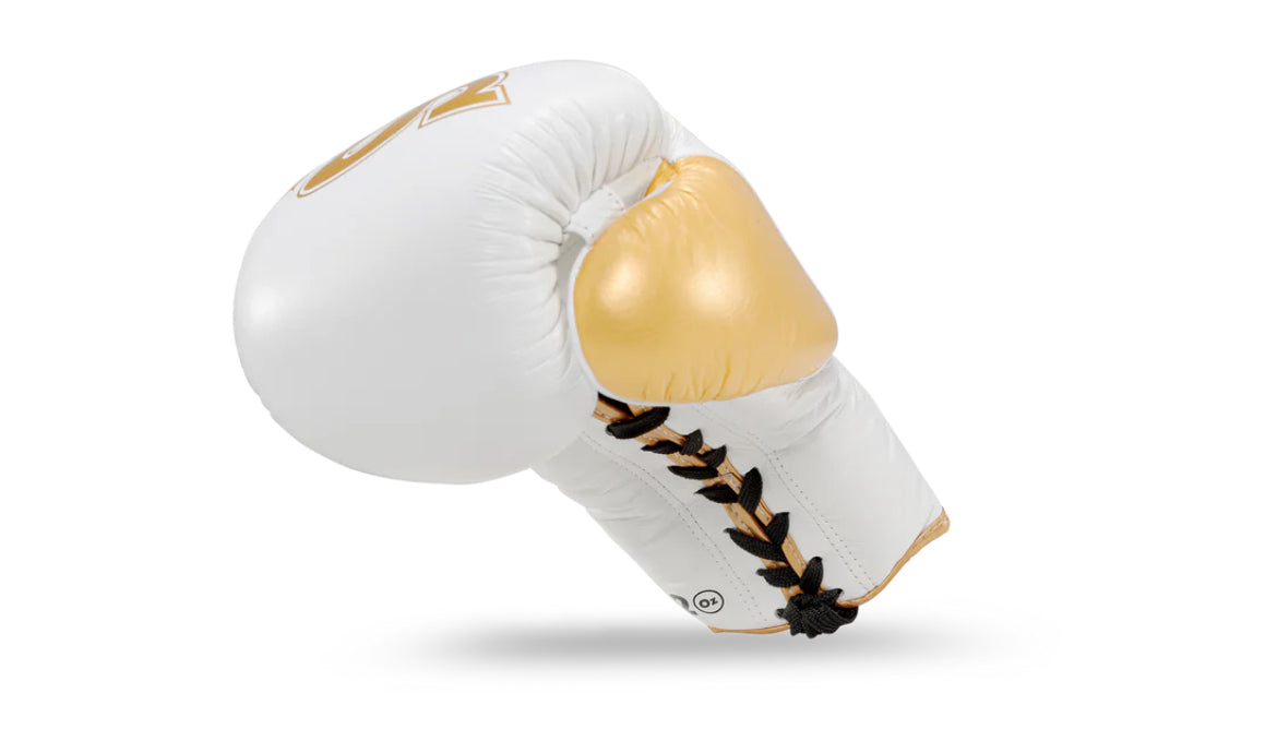 Twins Special WEISS/GOLD Muay Thai Boxhandschuhe zum Schnüren BGLL1