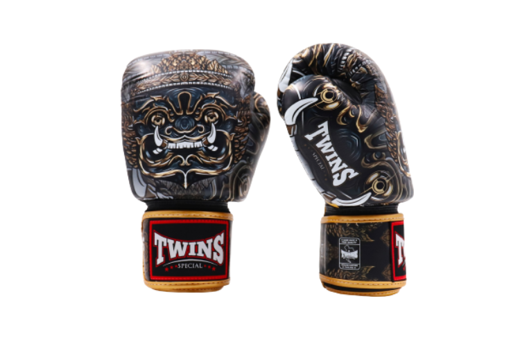 Pack d'entraînement Muay Thai Twins édition spéciale « Rangda » : gants et shorts