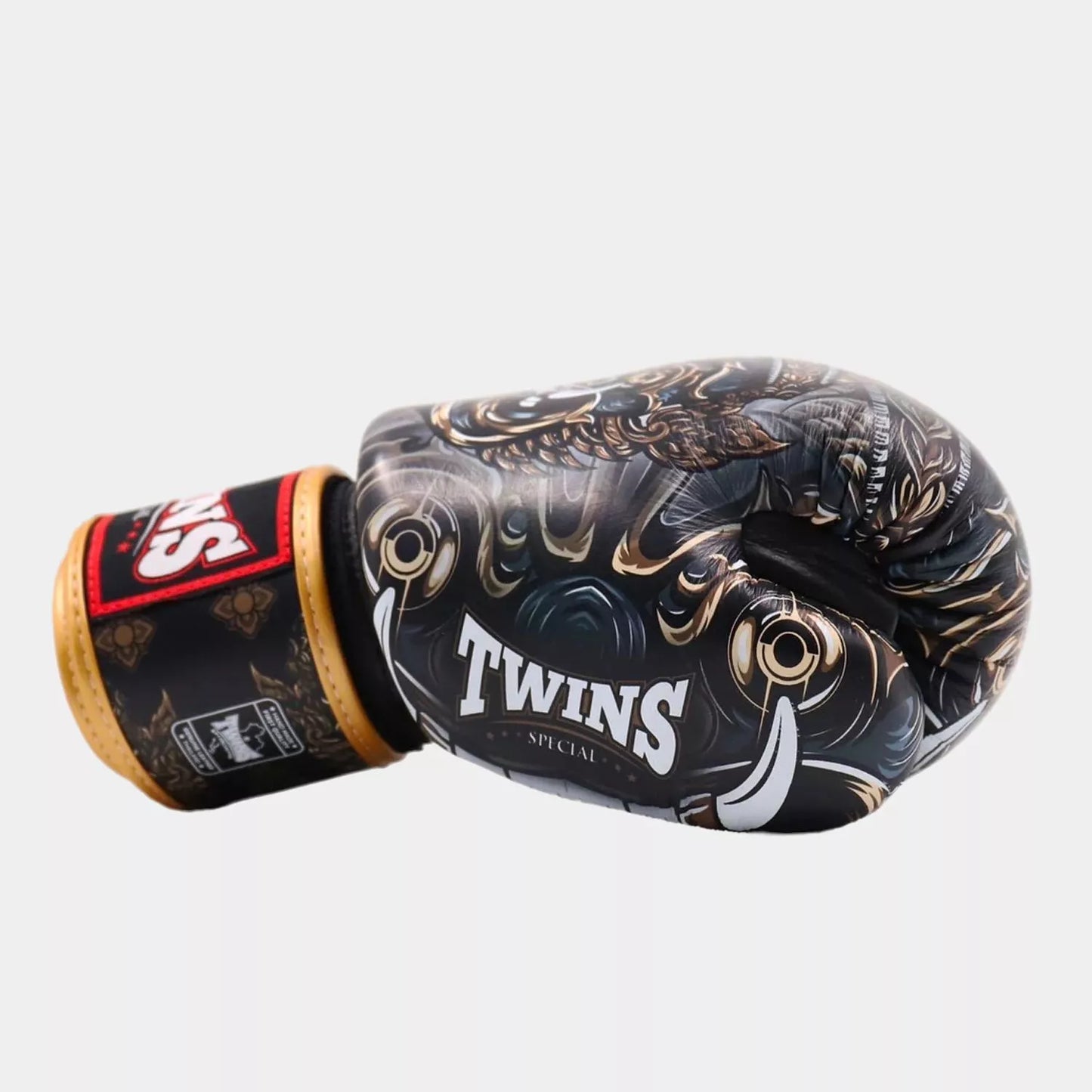 Gants de boxe Muay Thai Twins Special Noir/Or FBGVL3-63