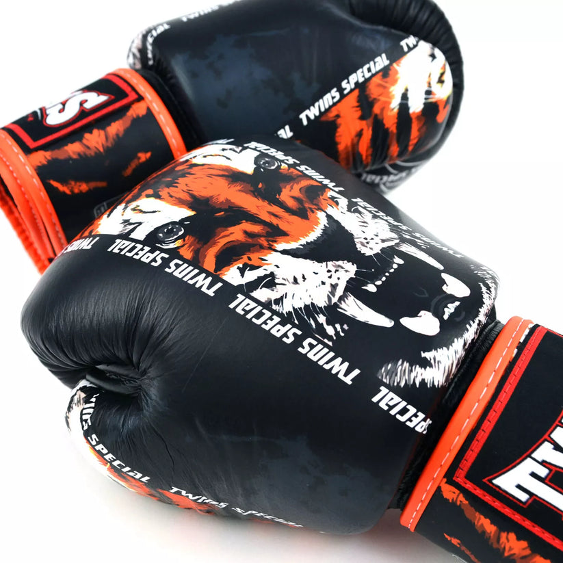 Pack d'entraînement Muay Thai Twins Special « Payak » Tiger Edition : gants et shorts
