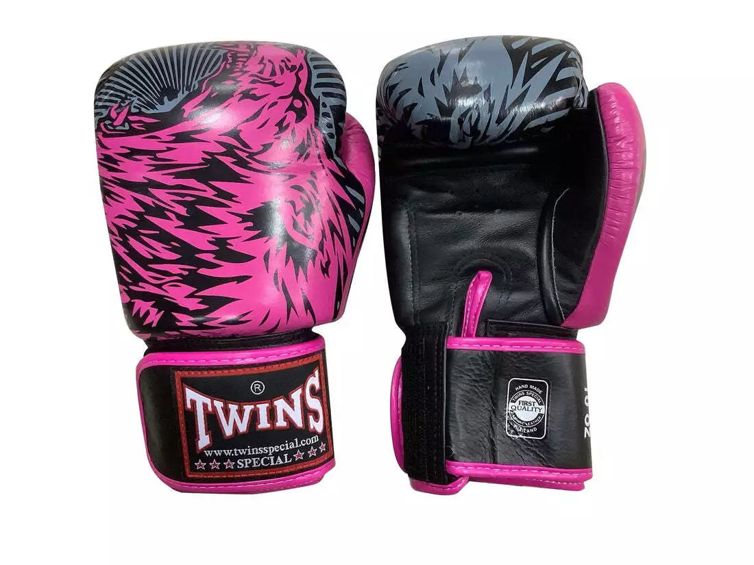 Gants de boxe Muay Thai Twins Special « Hot Pink Wolf » FBGVL3-50