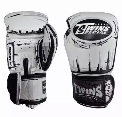 Gants de boxe Muay Thai Twins Special WHITE « Comic » FBGVL3-66