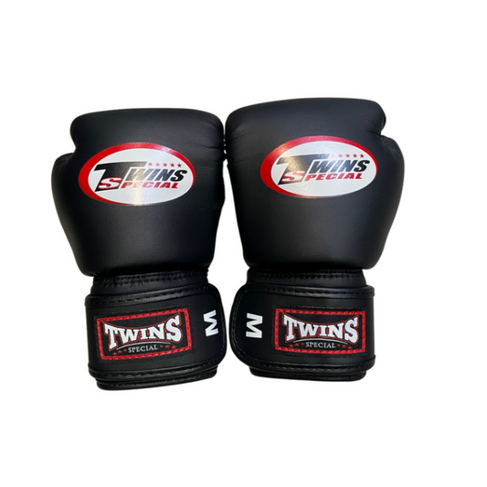 Twins Special „Grey Wolf“ Muay Thai Boxhandschuhe FBGVL3-50