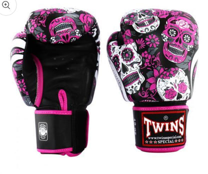 Gants de boxe Muay Thai Twins Special « Skull » ROUGE/ROSE/ORANGE FBGVL3-53