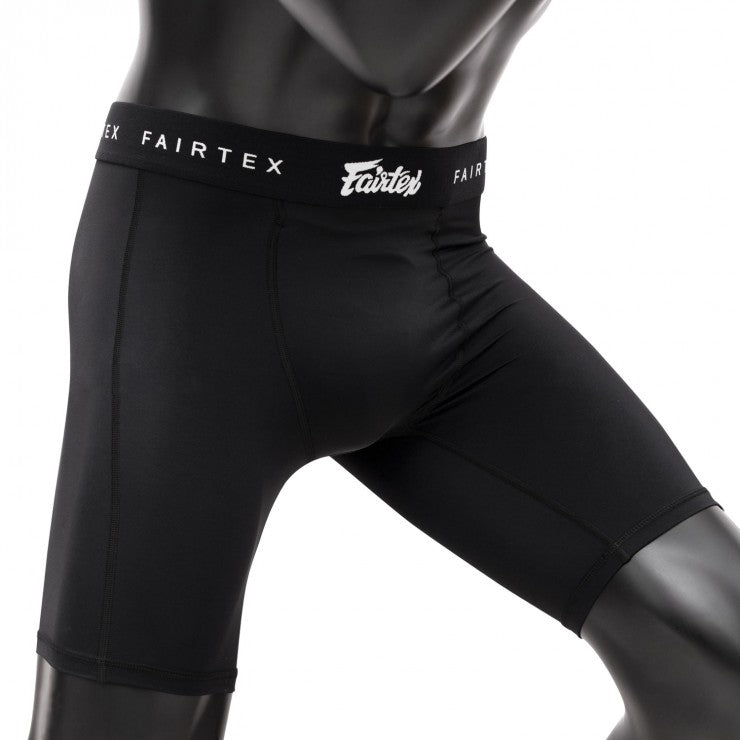 Fairtex GC3 Schwarze Kompressions-MMA-Shorts (enthält Athletic Cup Guard)